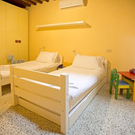 Casa San Girolamo Historic Flat With Cosy Terrace In Lucca'S City Centre Eksteriør billede