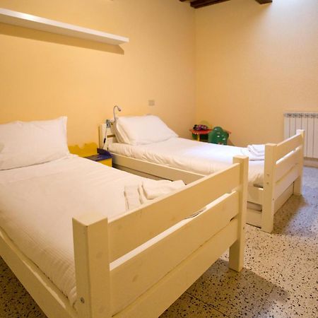 Casa San Girolamo Historic Flat With Cosy Terrace In Lucca'S City Centre Eksteriør billede