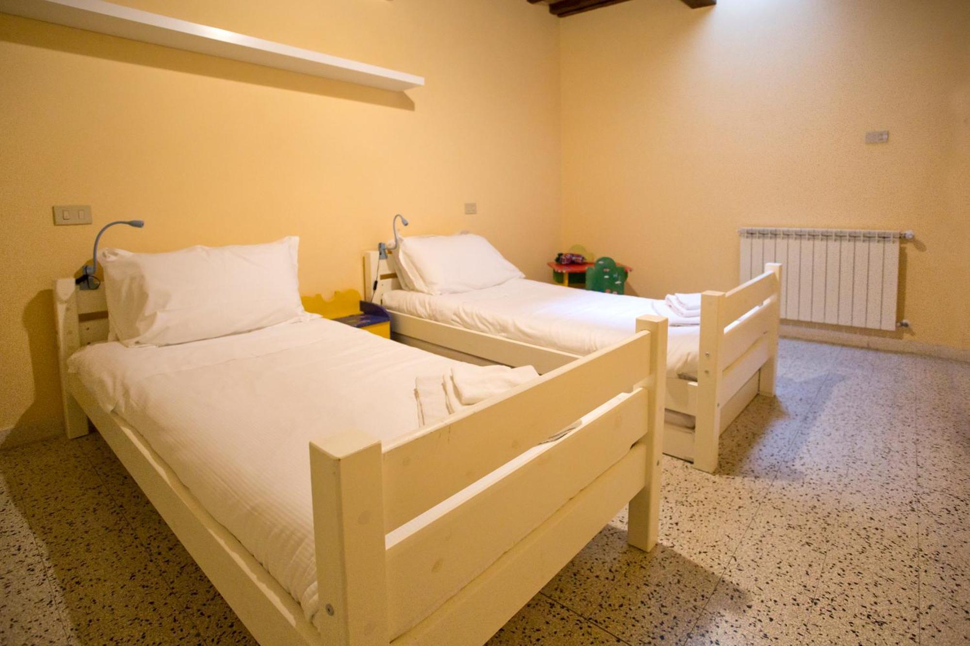 Casa San Girolamo Historic Flat With Cosy Terrace In Lucca'S City Centre Eksteriør billede